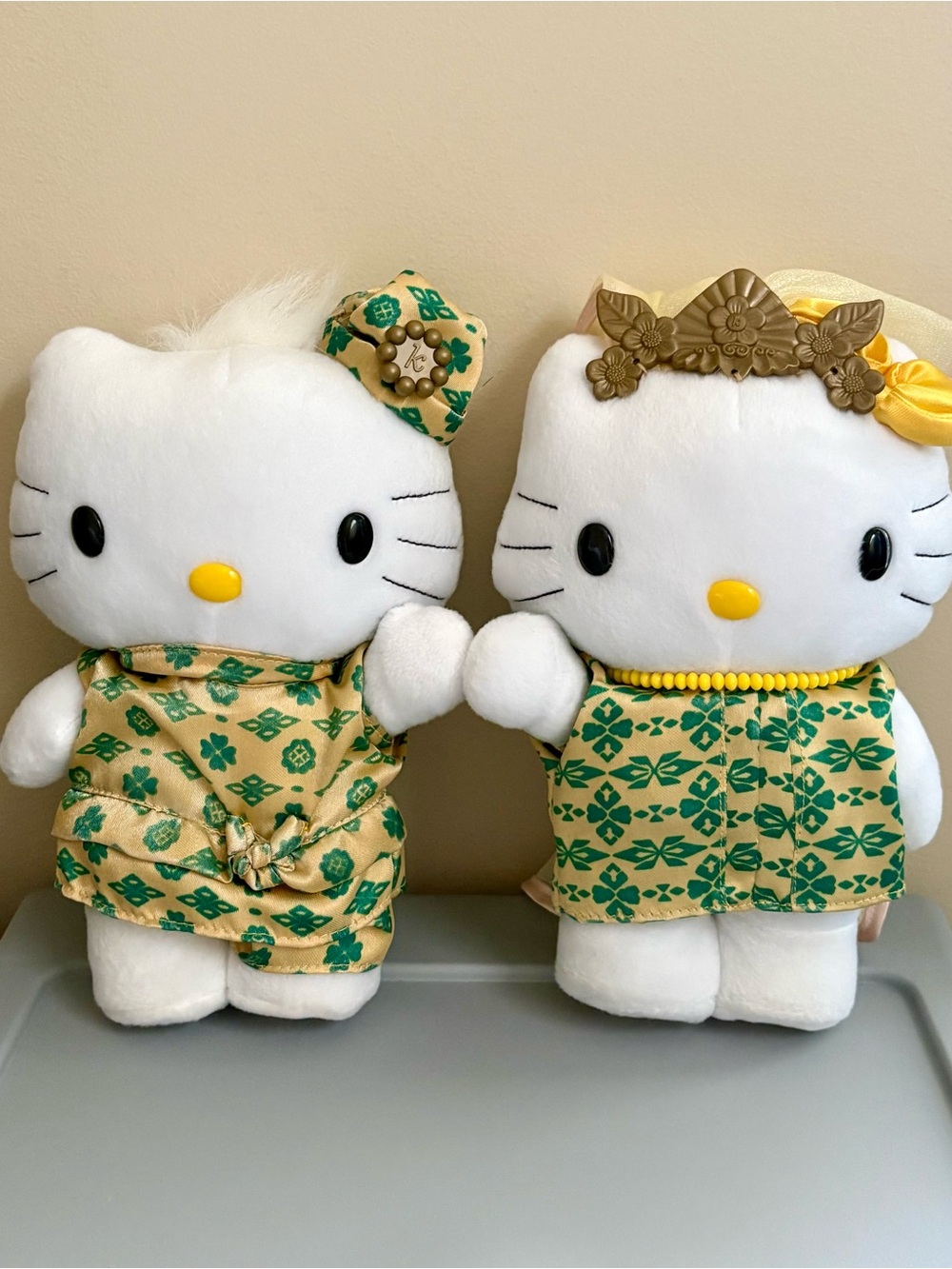 Vintage McDonalds Hello Kitty Wedding Couple Plush Dolls